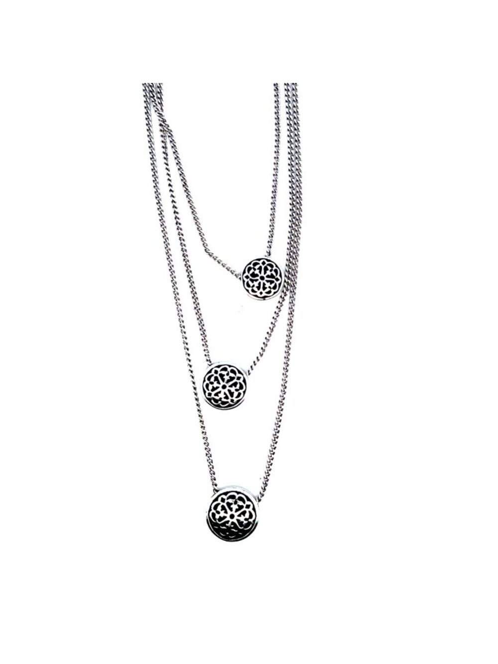 Right on Ferrara Lorenzo Trio Short Necklace‎